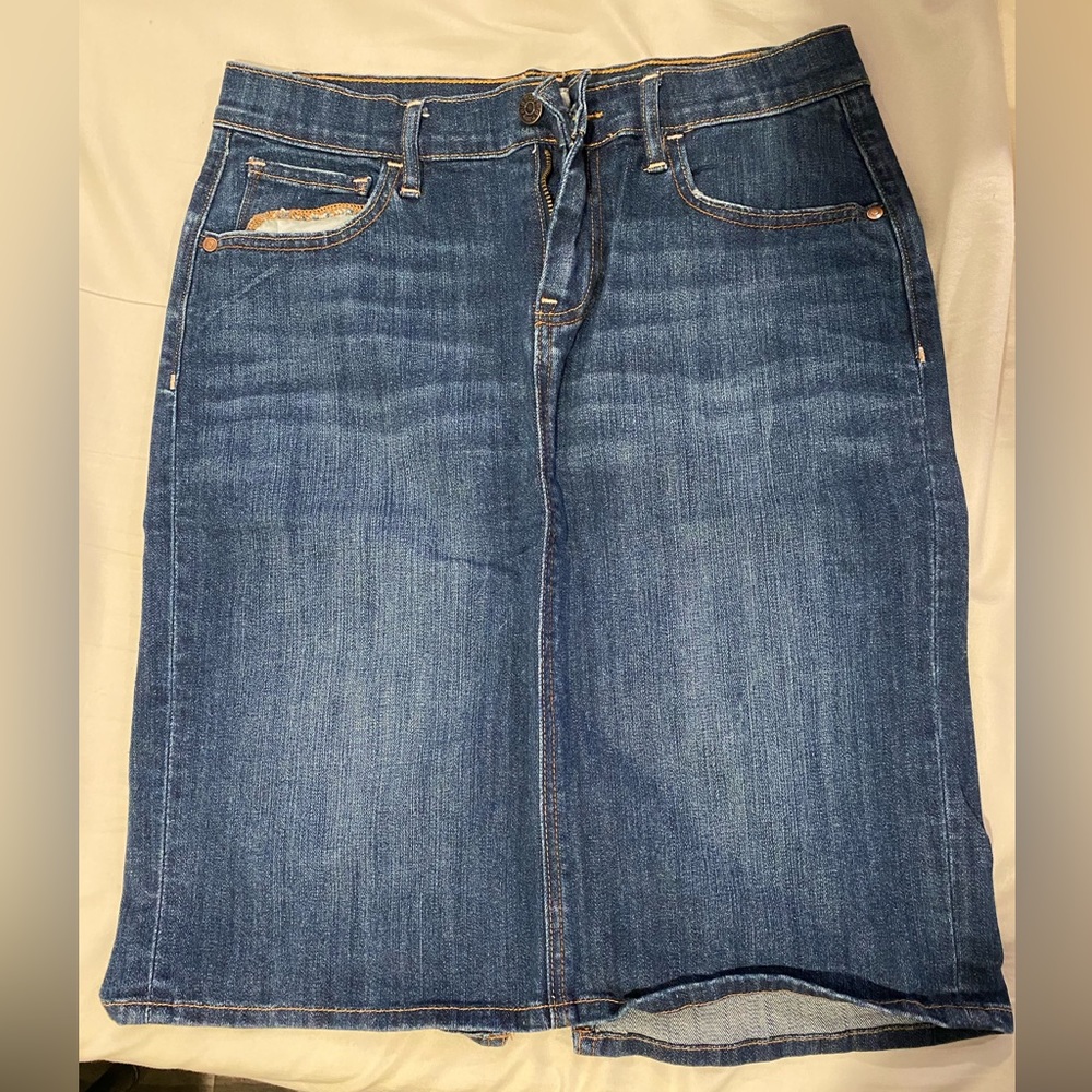 Old navy knee length skirt